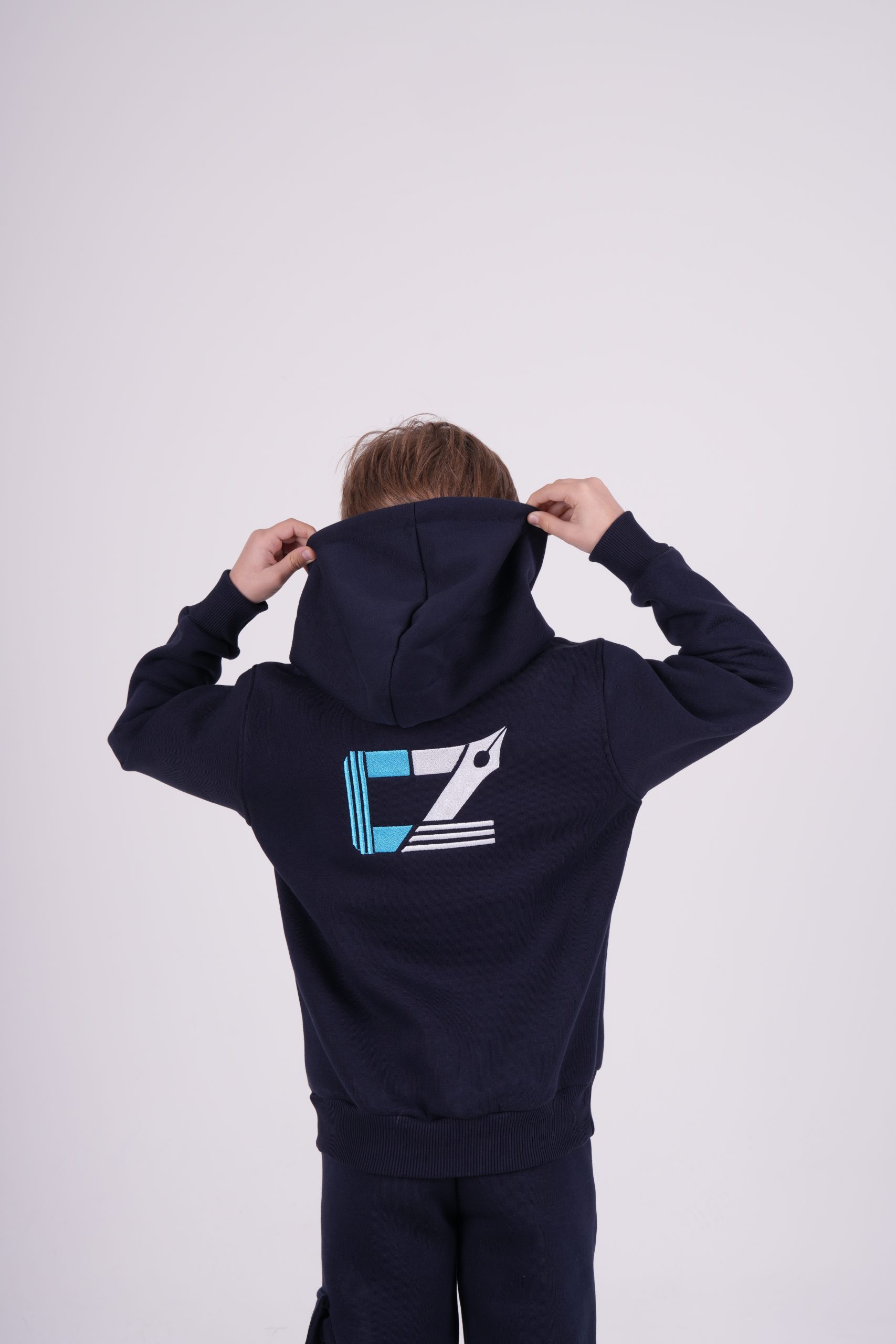 ERYAMAN CAHİT ZARİFOĞLU KAPÜŞONLU SWEAT - Görsel 3